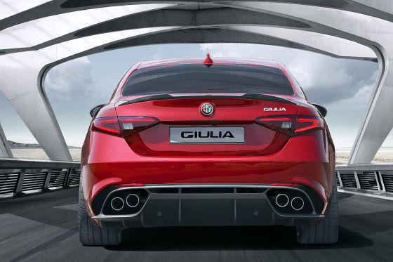 Alfa-Romeo-Giulia-560x373-5b8cb71c38dea3