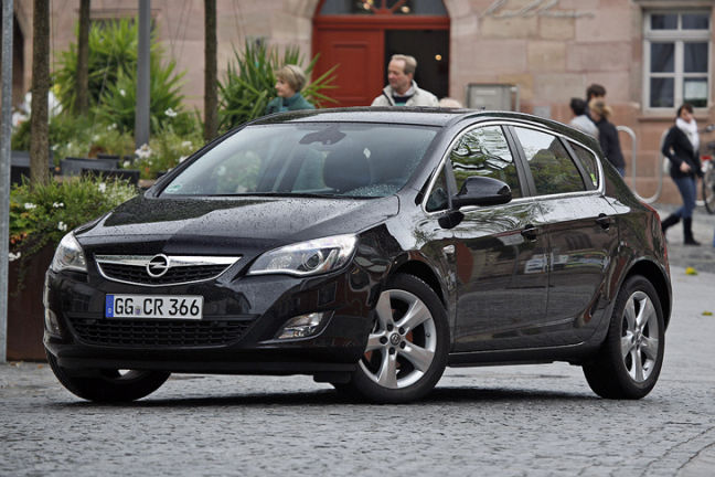 Video: Opel Astra Facelift - autobild.de