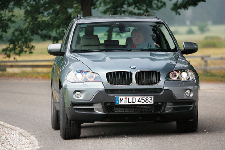 Ist weniger mehr? BMW X5 gegen X3