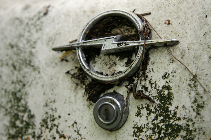 Autofriedhof Schrottplatz Kaufdorf Schweiz