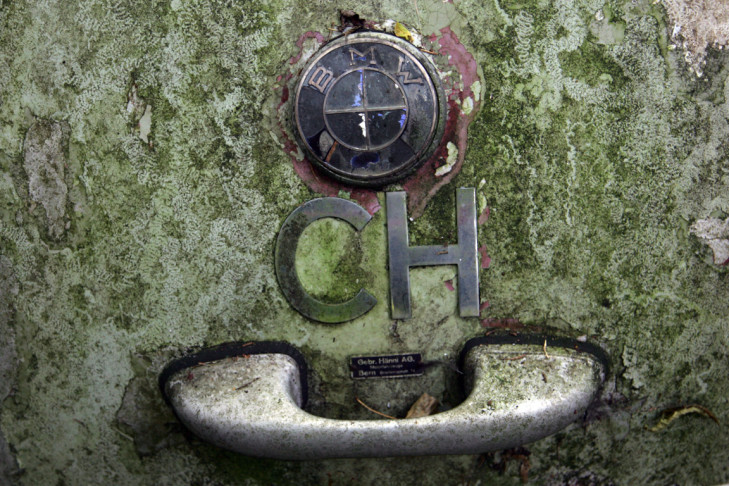 Autofriedhof Schrottplatz Kaufdorf Schweiz