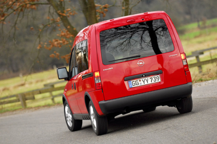 Renault Kangoo, Opel Combo, Skoda Roomster, VW Caddy Life im Test