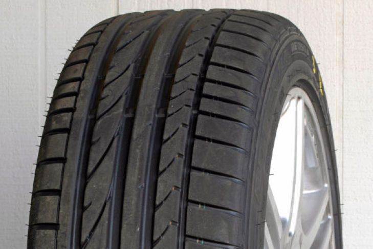Bridgestone Potenza RE 050 A 