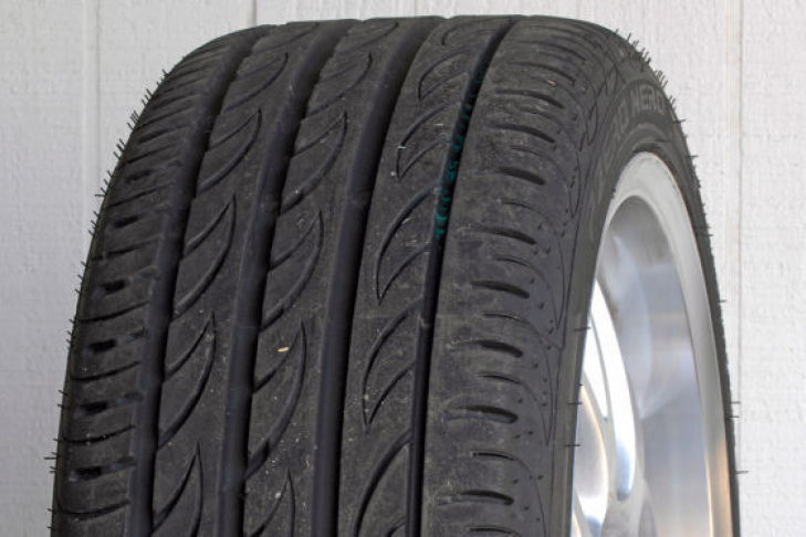Pirelli P Zero Nero