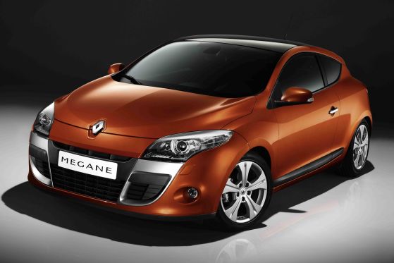 Renault zeigt in Paris den neuen M&eacute;gane als Coup&eacute;.