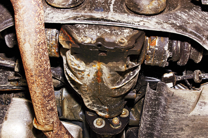 Mercedes-Benz CLK C 208 Hinterachsdifferential