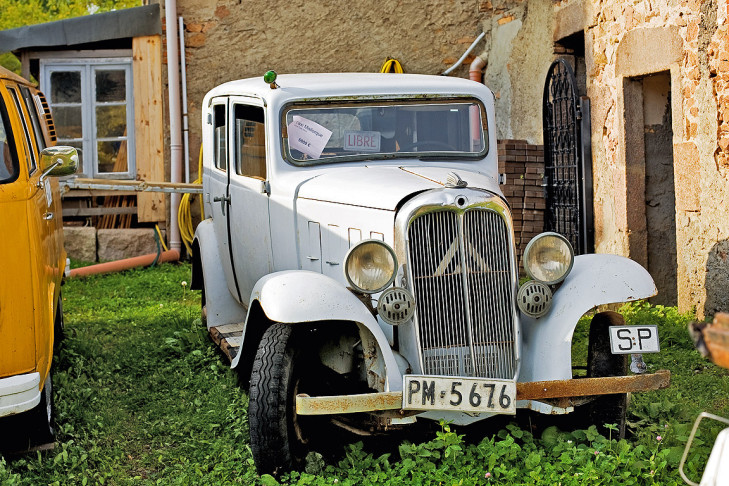 Goldies Boutique Citro&euml;n Rosalie Taxi