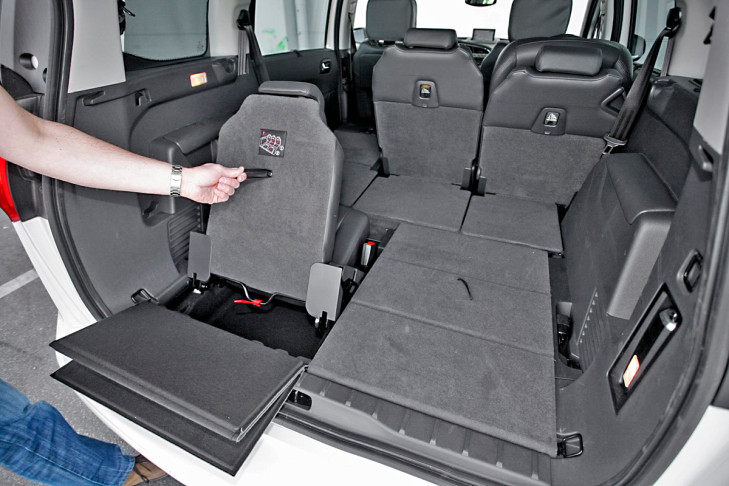 Peugeot 5008 HDi 150 