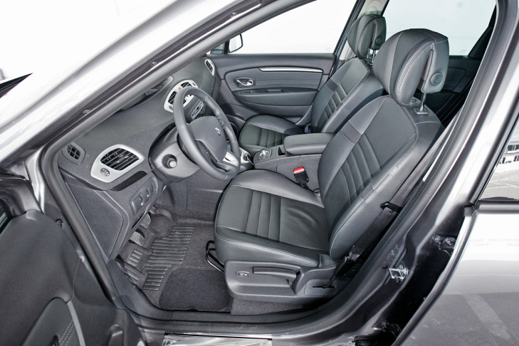 Renault Grand Sc&eacute;nic dCi 160 
