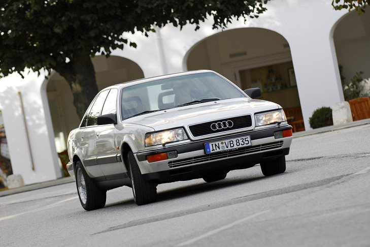 Audi V8