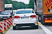 Verengte Spur: Fahrzeugbreite