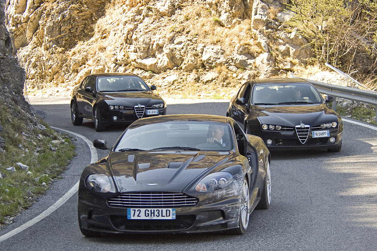 Aston Martin DBS James Bond 007 Daniel Craig Ein Quantum Trost