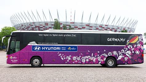 EURO 2012: Teambusse