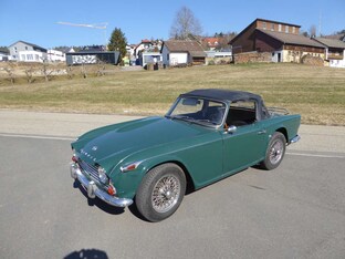 Bild des Angebotes Triumph TR4