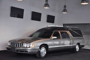 Bild des Angebotes Cadillac Deville V8 ! Stretch-Leichenwagen ! Erst 063.625 km !
