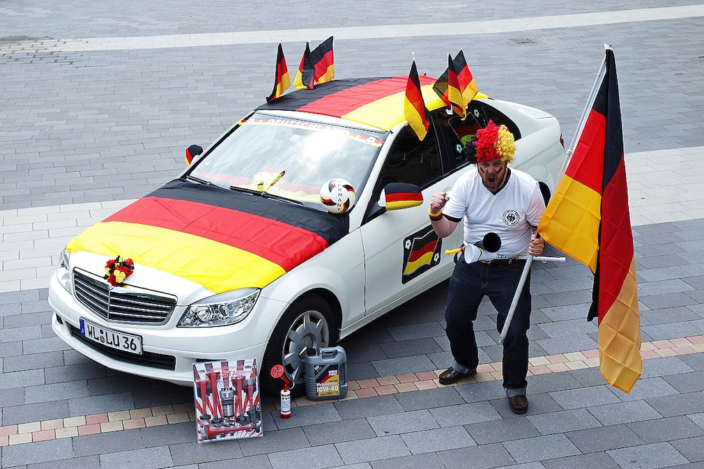Auto-Schmuck Fußball-EM 2012