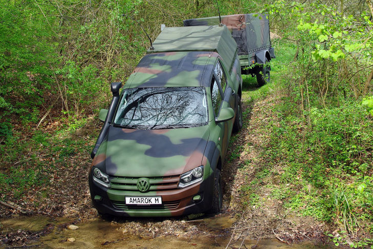 Militär Amarok
