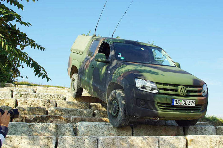 Militär Amarok