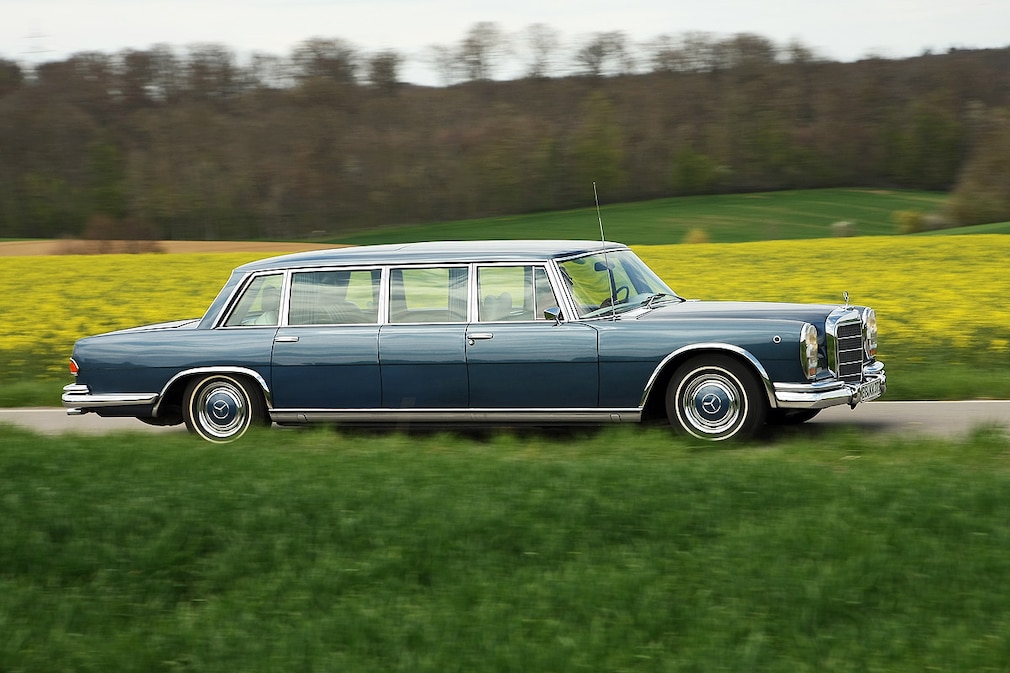 Mercedes 600 Pullman W 100