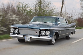 Imperial Custom Four-Door Southampton 1961