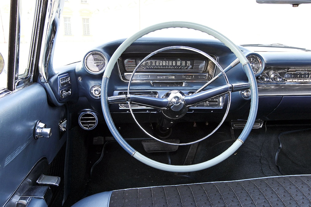 Cadillac Series 62 Sedan 4 Window