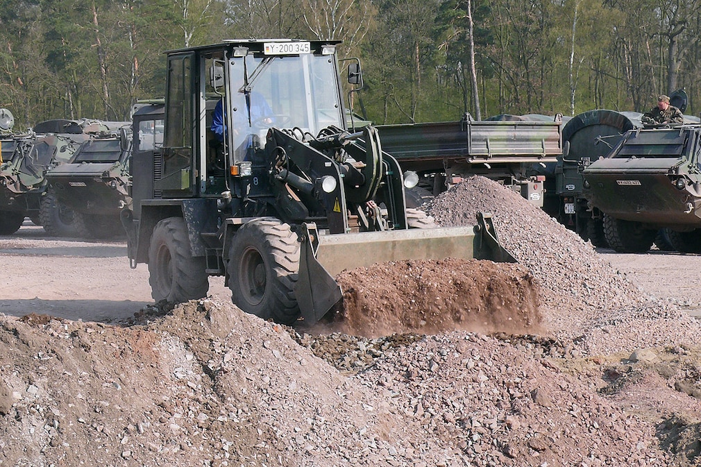 Erdarbeitsgerät Ahlmann AS 90 Erdarbeitsgerät Ahlmann AS 90