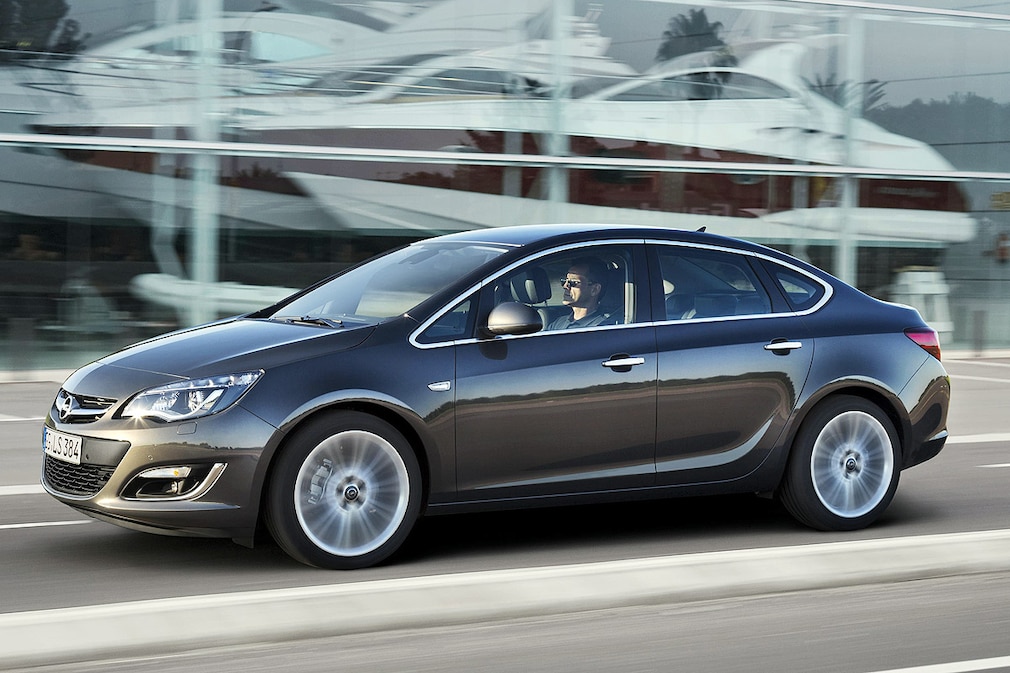Opel Astra Stufenheck