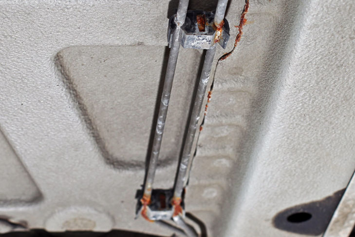 Mini Cooper: Bremsleitung