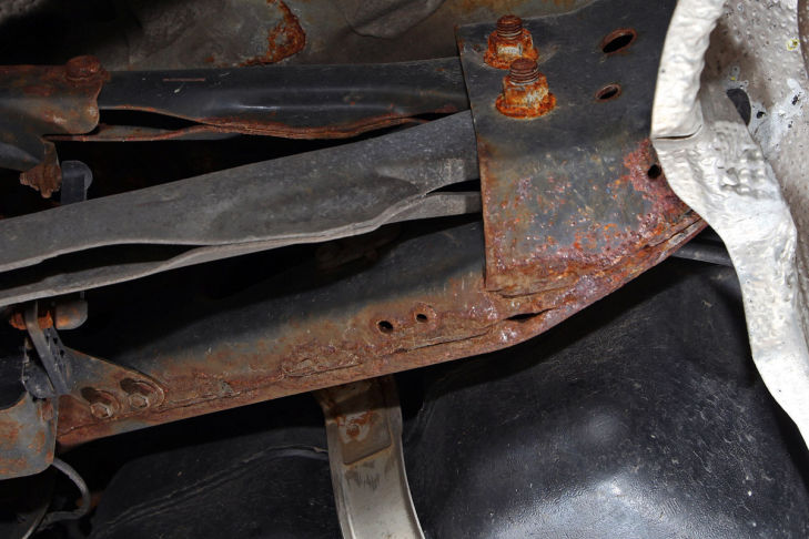 Mini Cooper: Rost an der Hinterachse