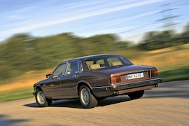 Jaguar XJ40