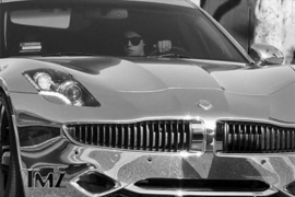 Justin Bieber im seinem Fisker Karma