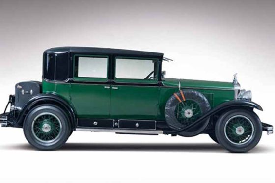 Cadillac V-8 "Al Capone" Town Sedan