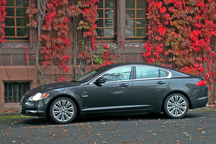 Jaguar XF