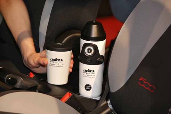 Fiat 500L: Espresso-Maschine