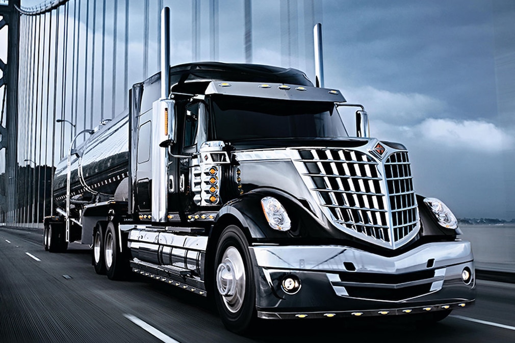 International Trucks 9900 ix