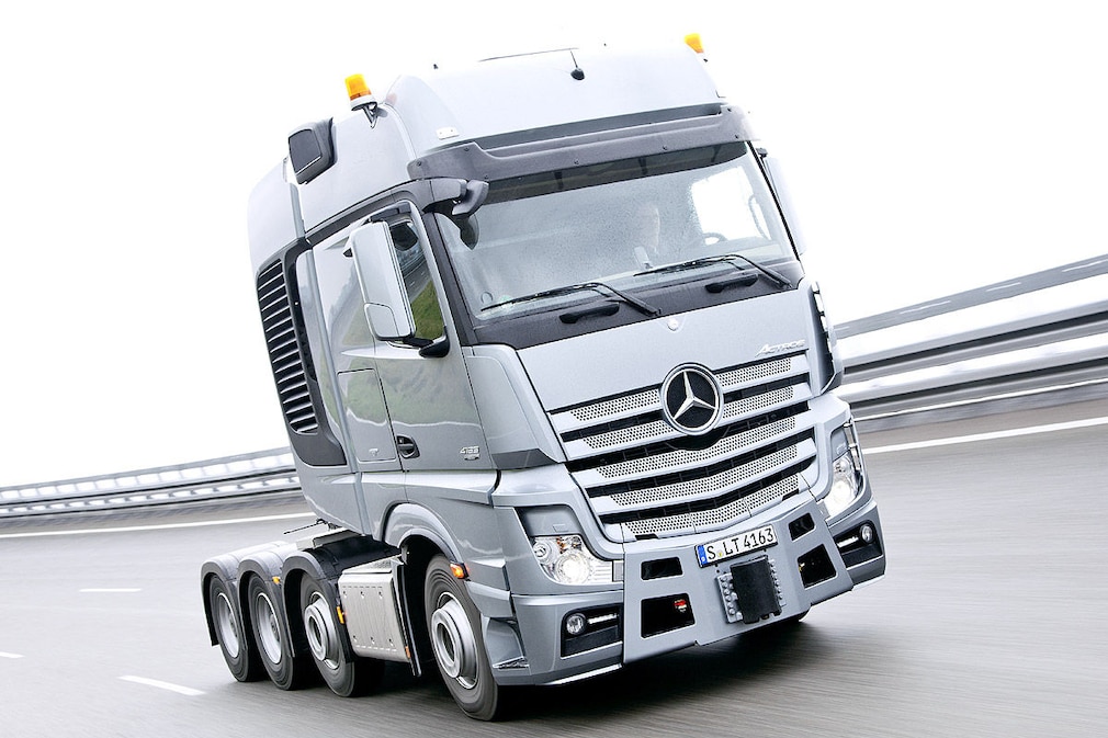 Mercedes-Benz Actros SLT 4163