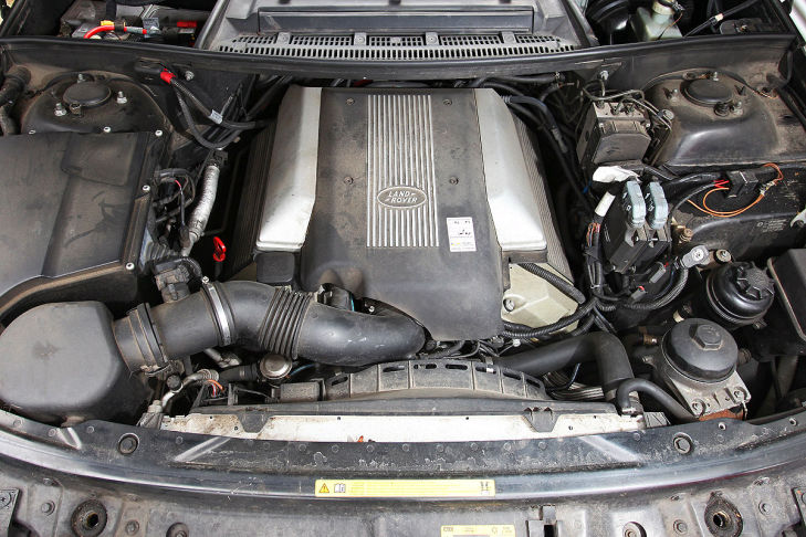 Range Rover V8 Vogue: Motor