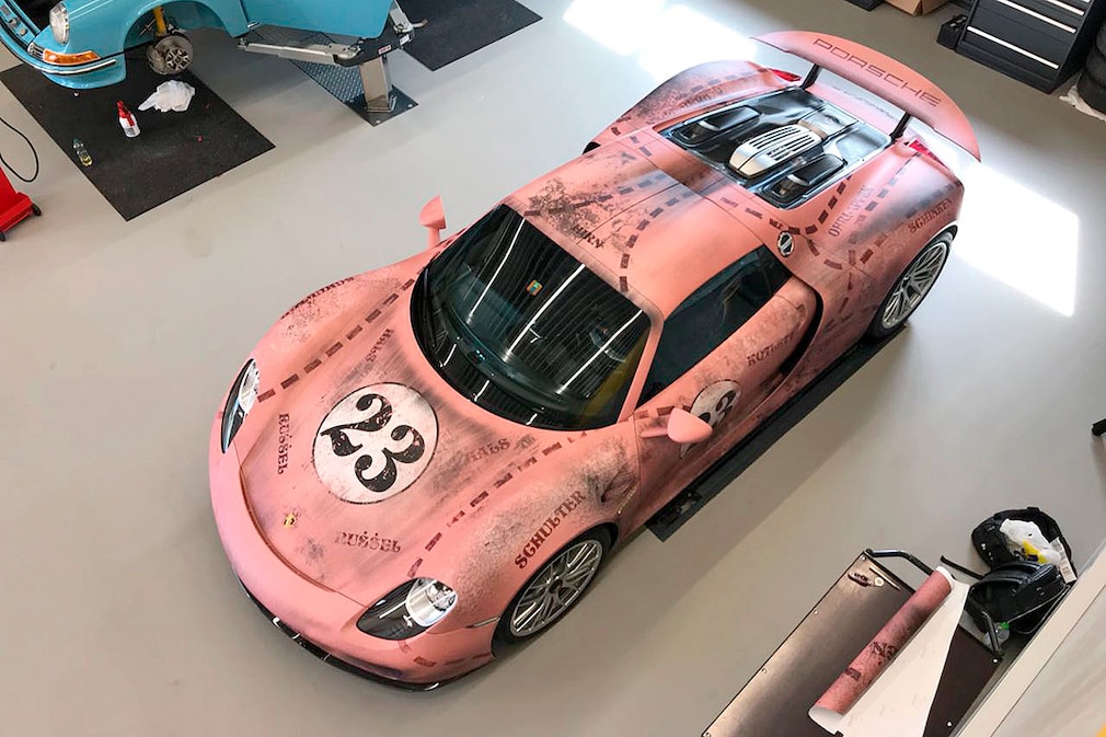 Porsche 918 Spyder Pinke Sau