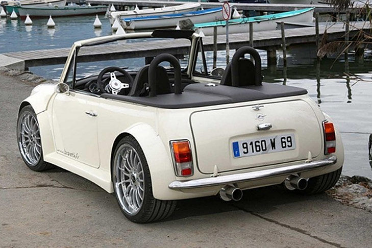 Lazareth Auto Moto Mini V8 Cab
