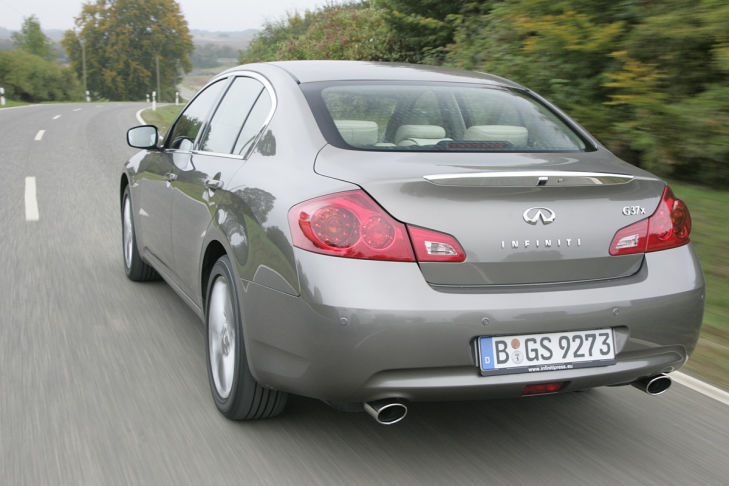 Infiniti G37x