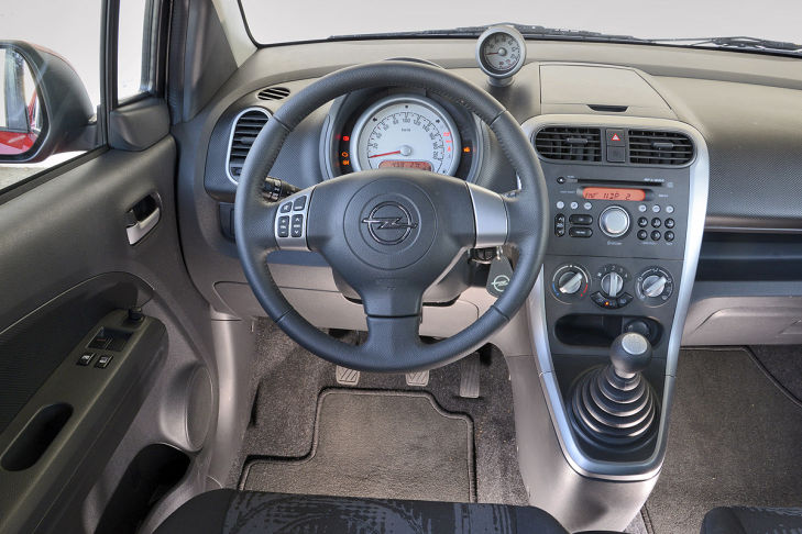 Opel Agila