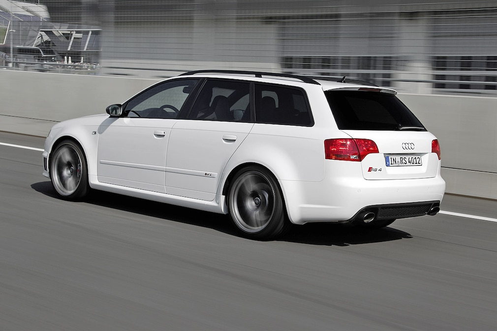 Audi RS4 Avant 2006