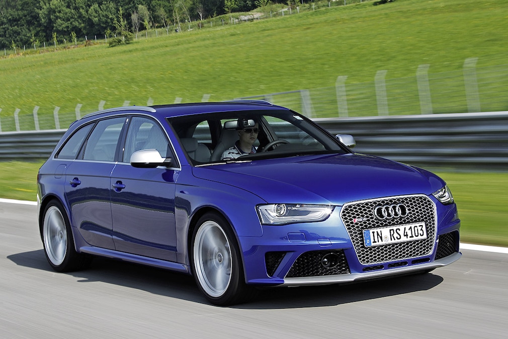 Audi RS4 Avant 2012