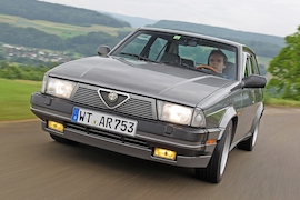 Alfa Romeo 75 3.0 V6 America