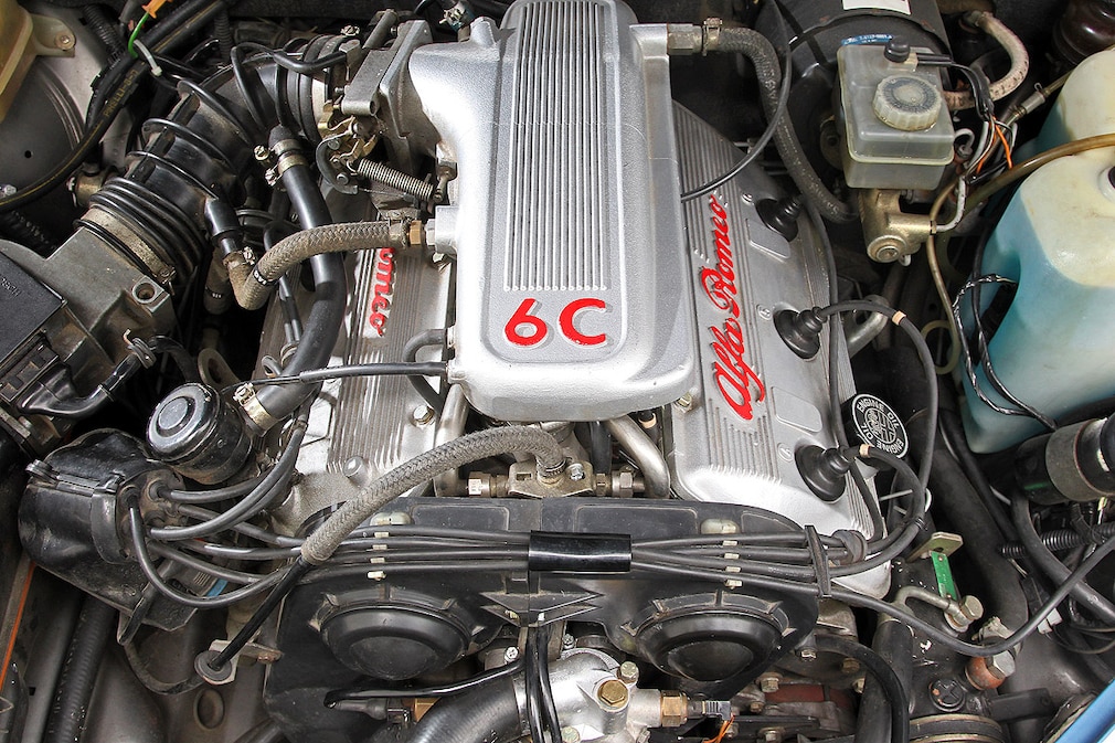 Alfa Romeo 75 3.0 V6 America