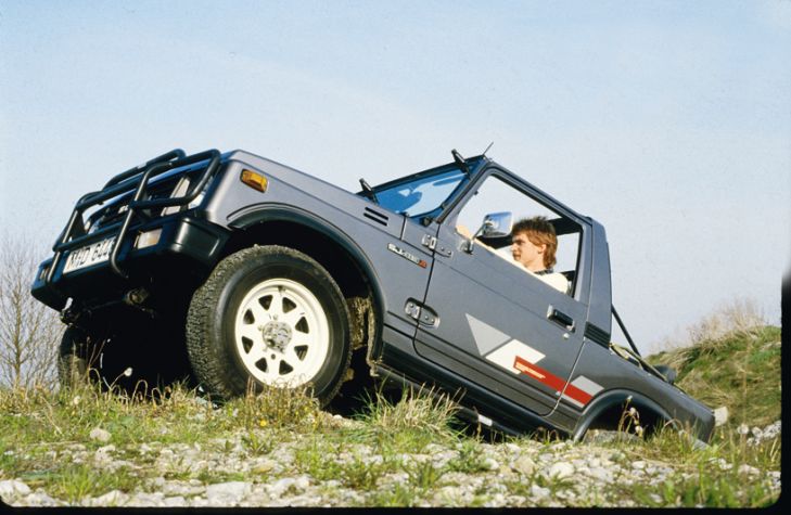 Suzuki SJ 413