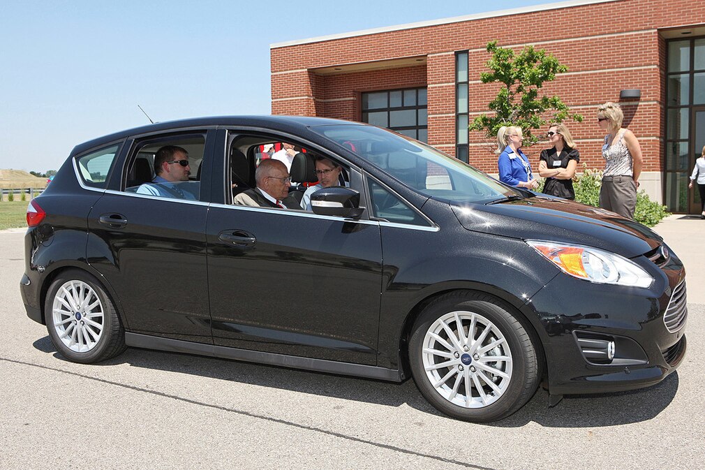 Ford C-Max Hybrid
