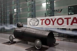 Seifenkiste im Toyota-Windkanal
