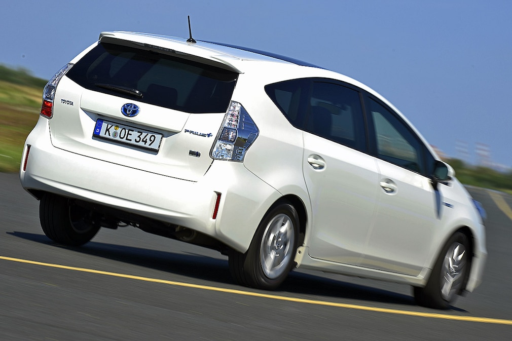 Toyota Prius +