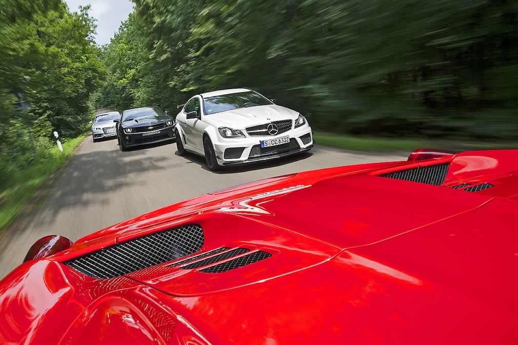 Audi S7 Sportback, Chevrolet Camaro ZL1, Mercedes C 63 AMG Black Series